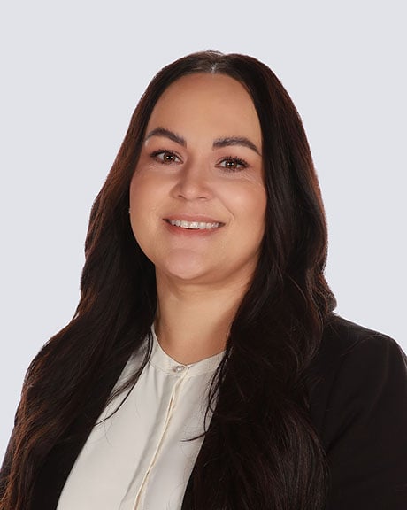 Heidi Becker Professional Headshot