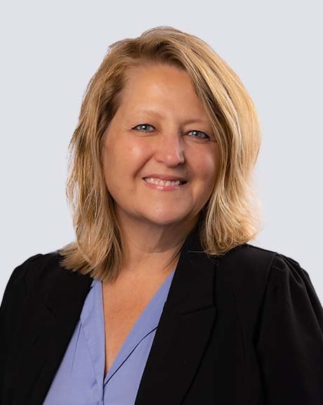 Lynette Wohl professional headshot