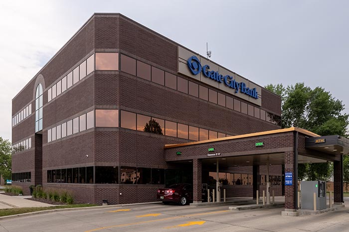 Welcoming entrance of Gate City Bank’s convenient location just off Columbia Road in Grand Forks, ND