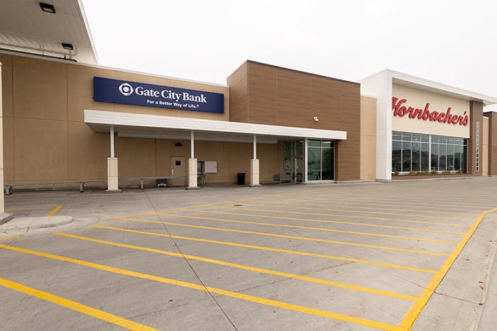 Exterior photo of the south Moorhead, MN Hornbacher's branch